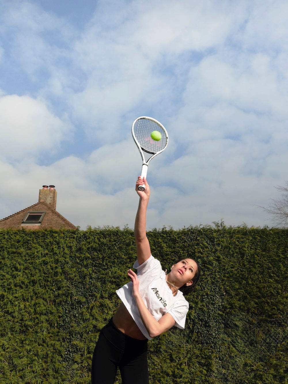 Tennis Serve: Master Your Sweet Spot with These Expert Tips